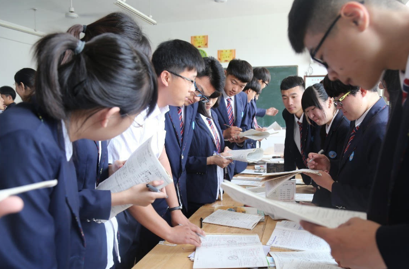 “取消中考，16岁直接上大学”，北大教授一番话，让家长态度不一