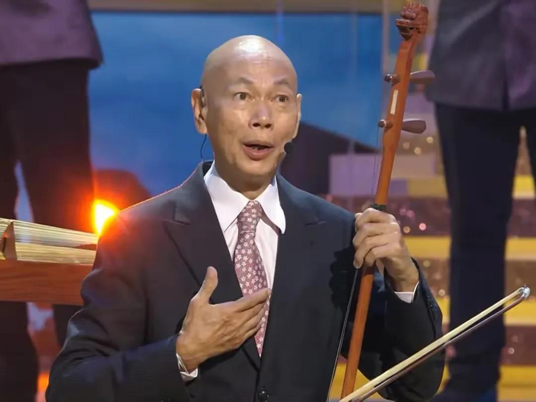 香港回归25周年众星齐聚！成龙好老刘德华气场强，霆锋伟霆似同龄