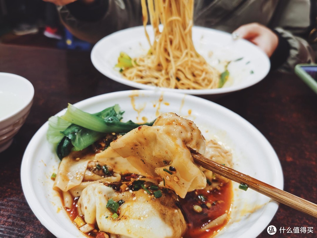 旅行就要边走边吃：舌尖上的昆明，盘点我在昆明吃到的各种美食