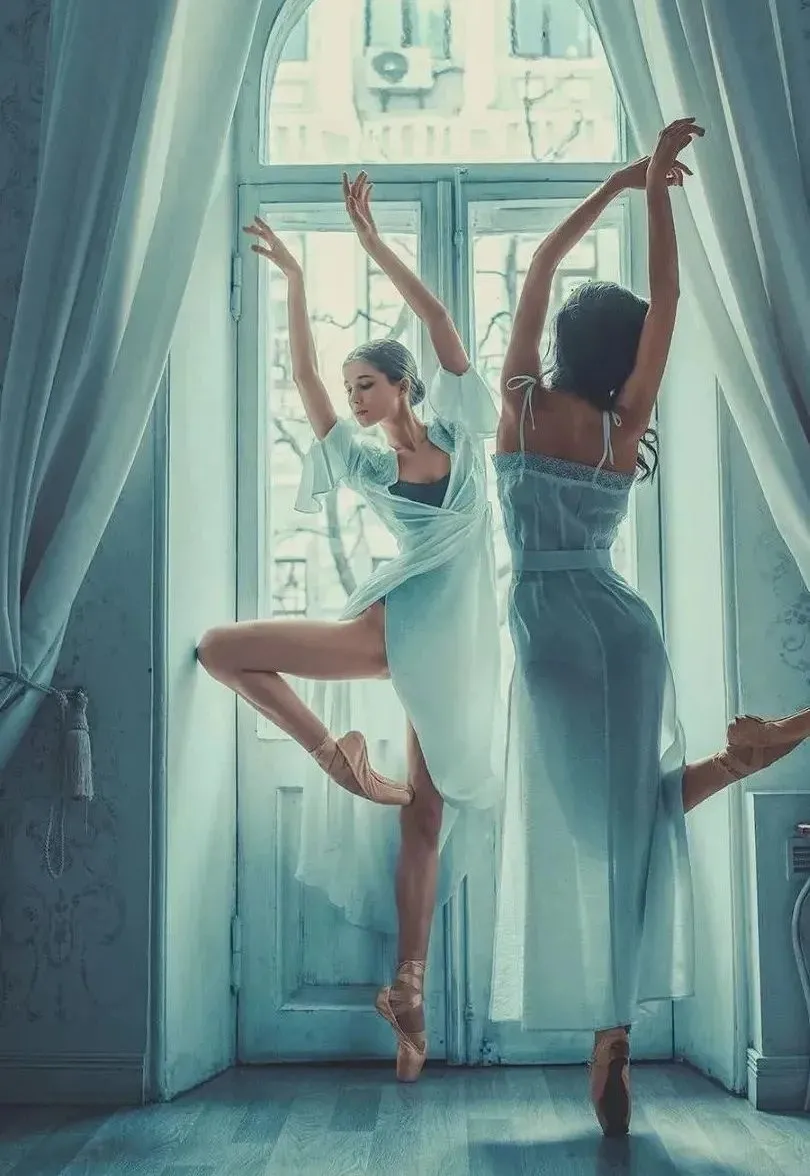 精美图片：人体摄影艺术，舞蹈的灵动之美