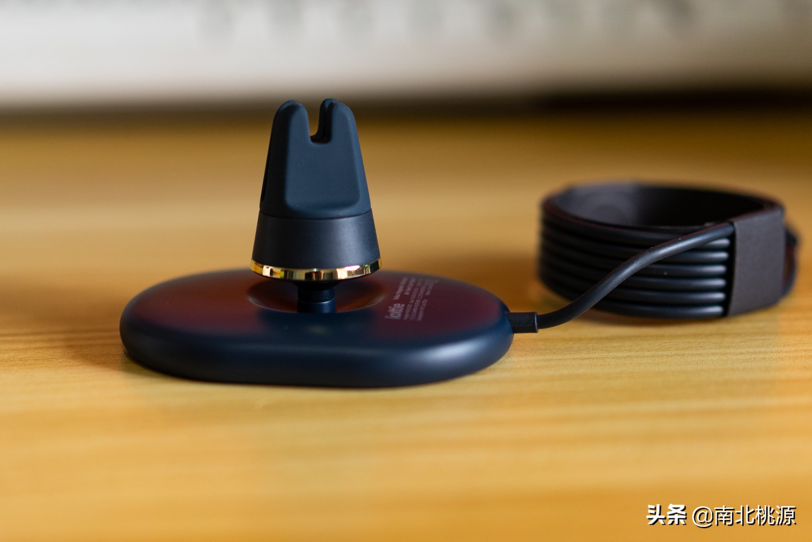 颜值在线，行驶稳固：iOttie MagSafe磁吸车载支架使用体验