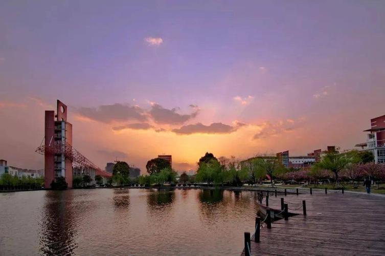 杭州电子科技大学：毕业生就业和薪水情况都不错，该报哪些专业？