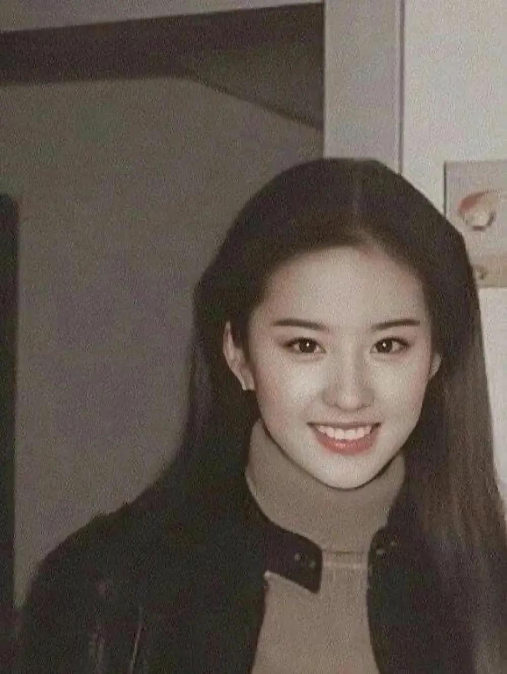 刘亦菲主演《梦华录》爆红，是人火还是剧火？