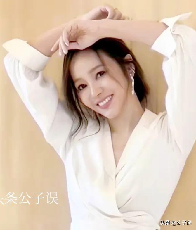 侯佩岑情史，情别连胜文，情散周杰伦，情定黄柏俊，一个妈两个爹