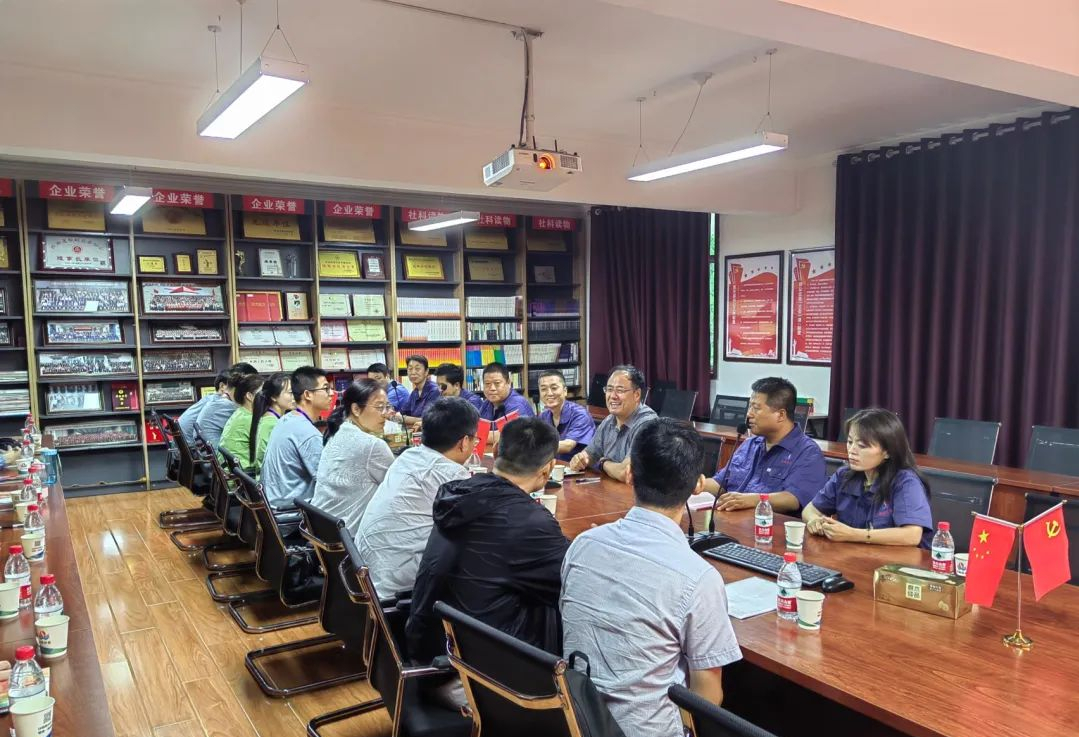 �������ں� У�������