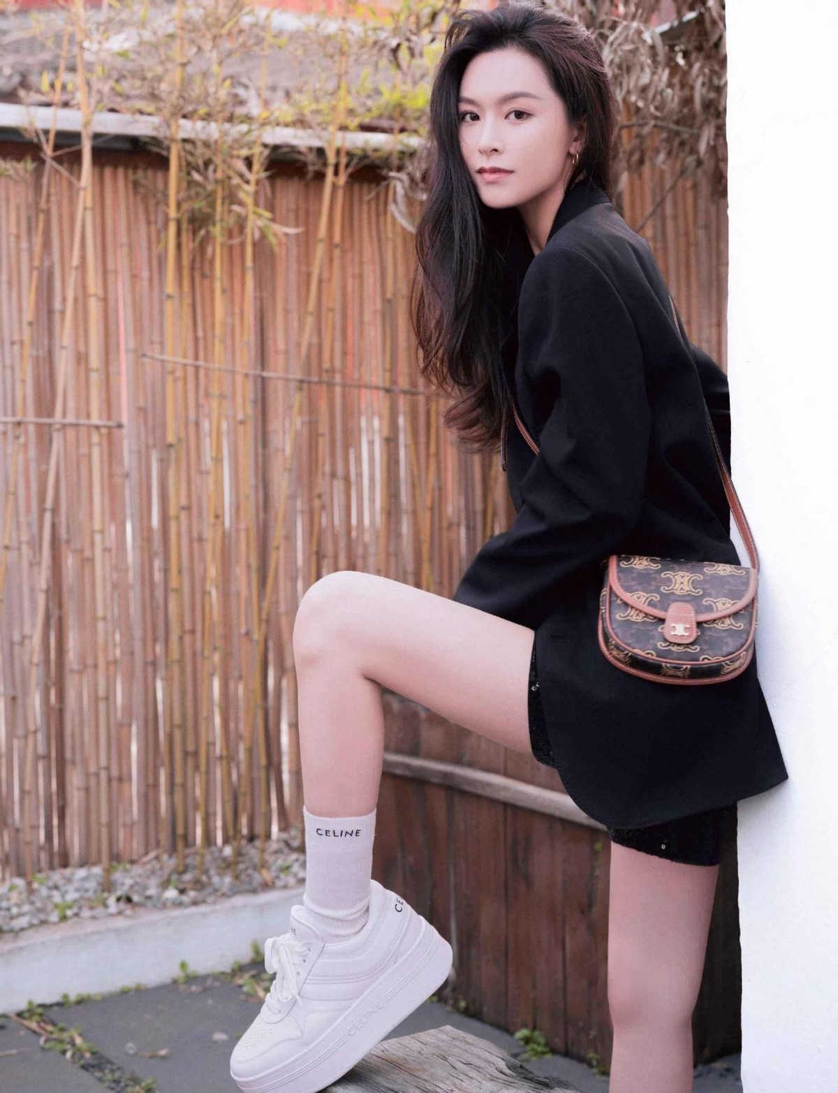 脸和身材判若两人，天使脸魔鬼身材的女明星，有的绝色有的尴尬