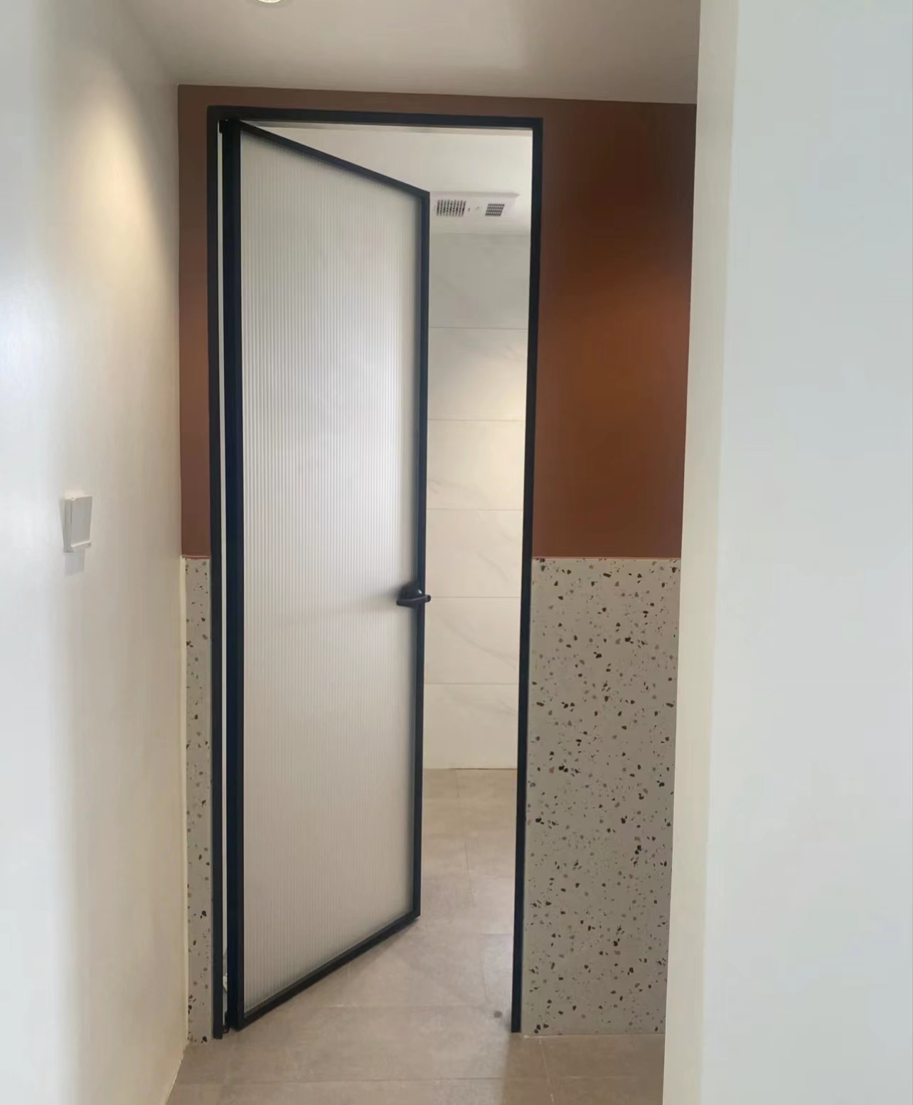 9,卫生间门做单包套还是双包套?