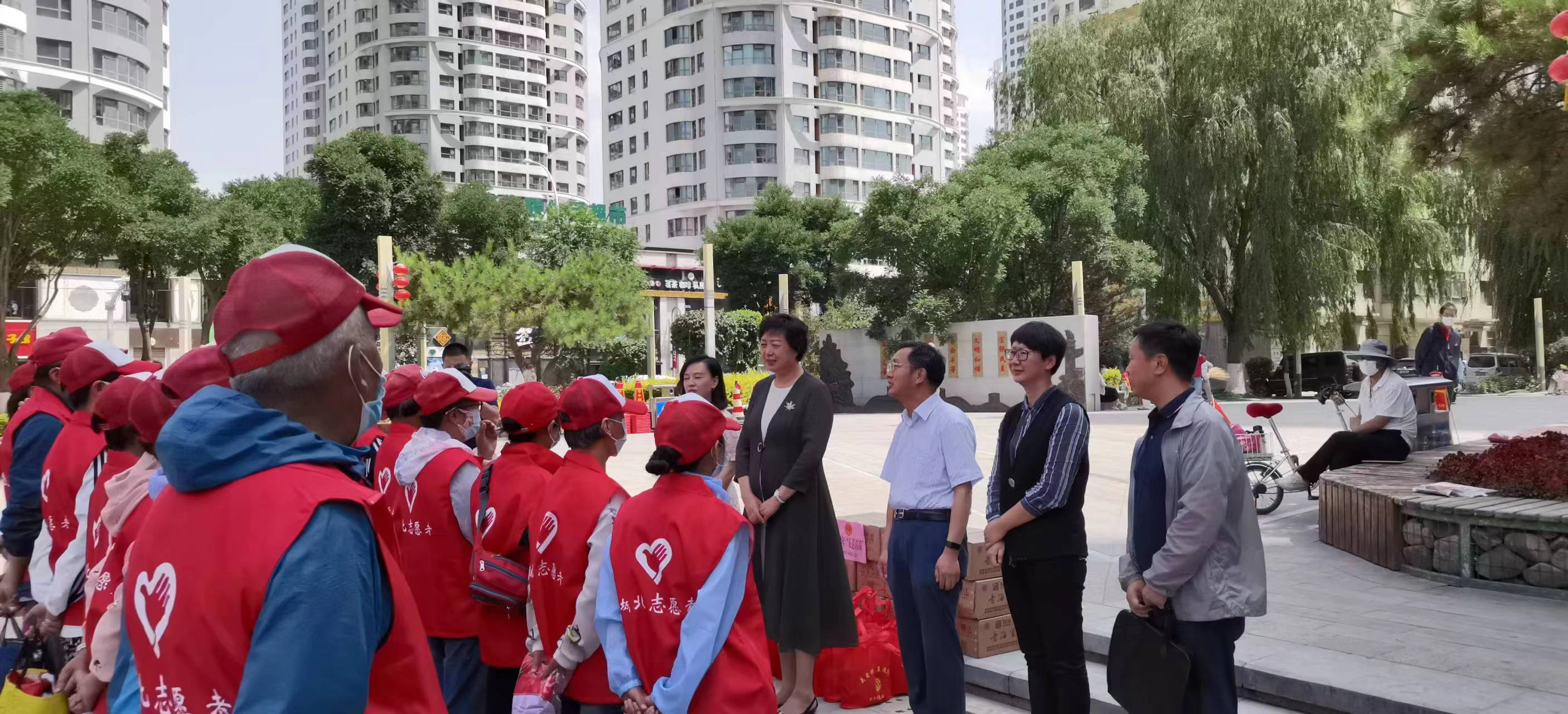 西宁市城北区总工会 高温来袭 清凉一夏