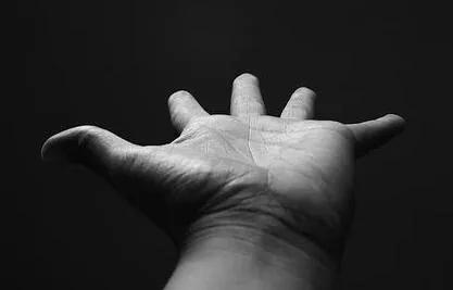 学会向自己伸手,做更好的自己