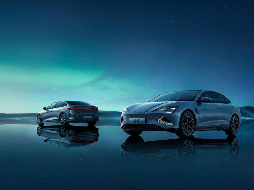 比亚迪海豹为啥火爆？预定车主：它平替奔驰实现了我的梦