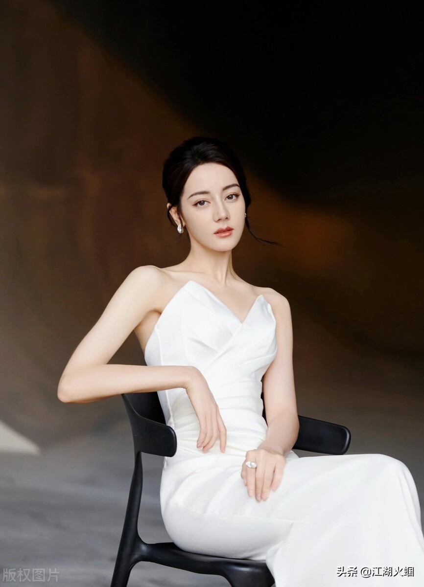 爆料：胡歌 蔡徐坤 胡冰卿 唐嫣 热巴 易烊千玺 张子枫 周深 胡先煦 王影璐