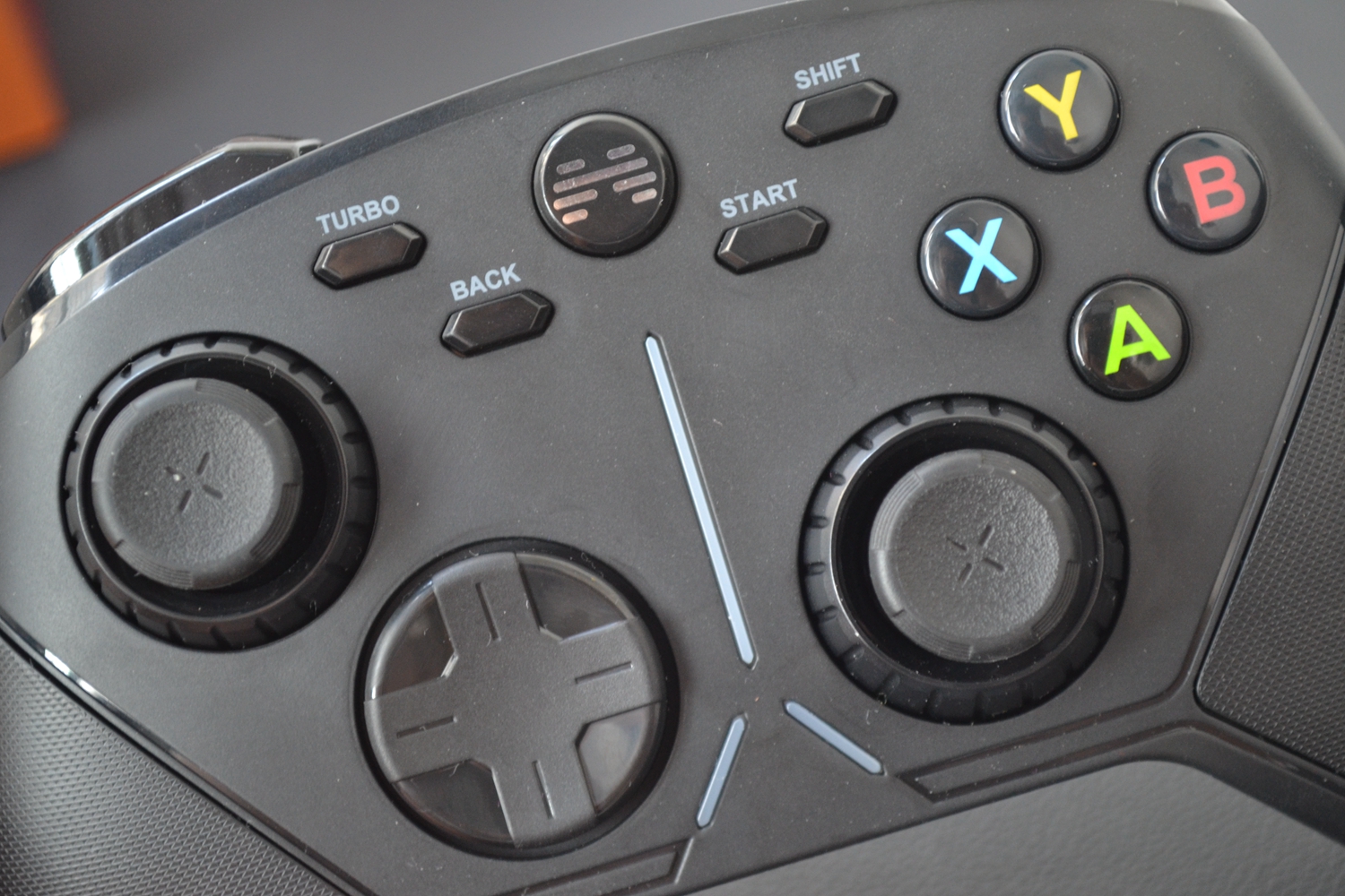 北通阿修罗3S游戏手柄，玩转新竞界