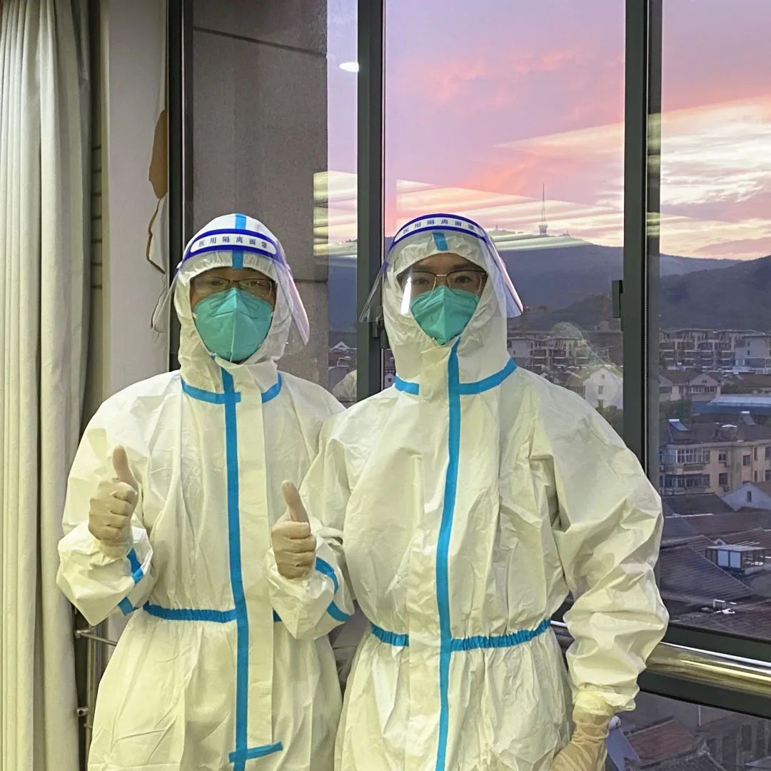 谁说站在光里的才算英雄