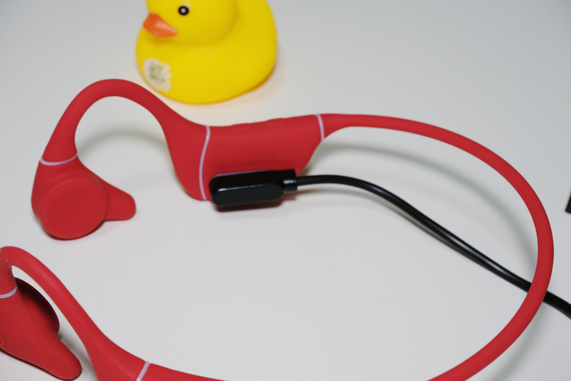 佩戴舒适不伤耳的最佳休闲运动蓝牙耳机-南卡骨传导Runner Pro3