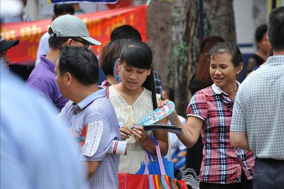 广州这2所大学毕业证一文不值，早已臭名昭著，家长报考需谨慎