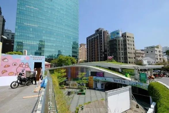 不是有森林的商業，都叫“公園式商業”