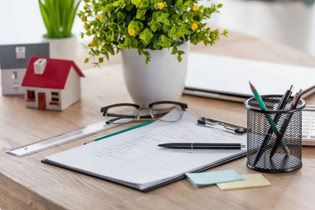 热点解读：房屋未装修入住是否交物业管理费用？终于有答案了