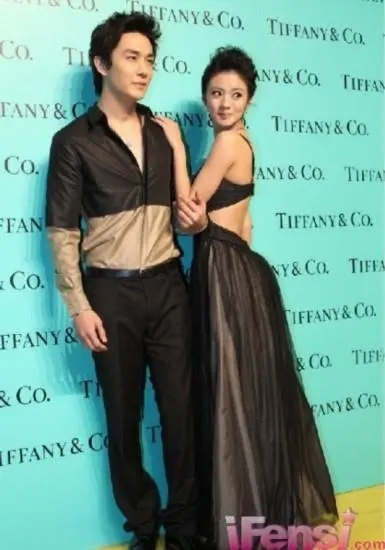 以泪洗面不吃不喝？从李承铉到陈荣炼，安以轩看不准男人？
