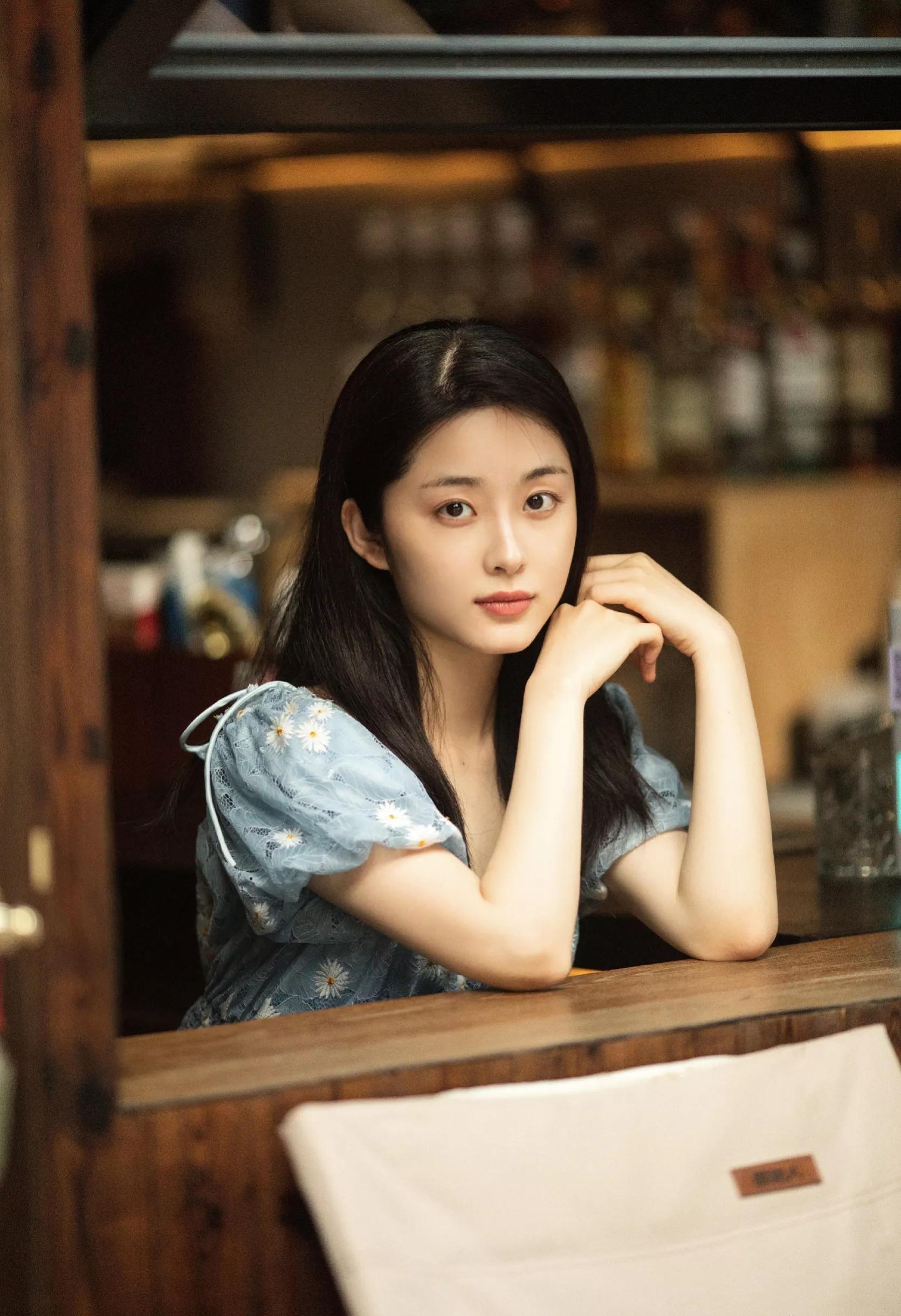 手机大片，女星李艺彤、吴曼思、杨颖和万茜