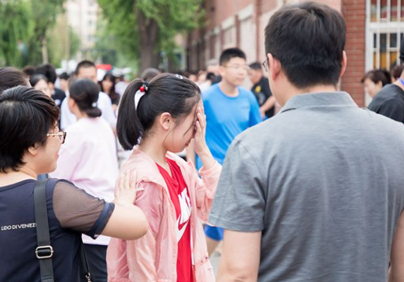 高考迎来“大地震”，考生填报志愿难度恐上升，2022高考生需注意