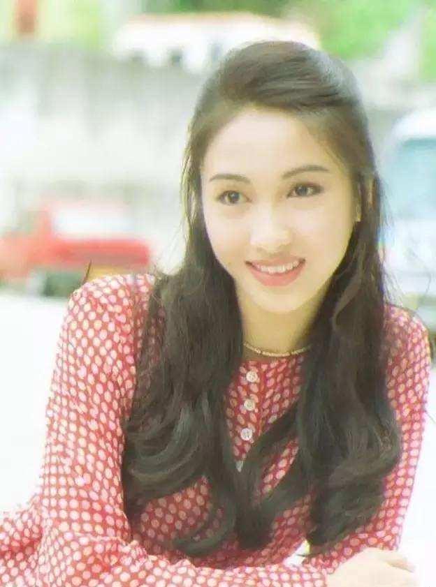 19位惊艳了时光的“80年代港风美女”，个个美到窒息，一见误终身