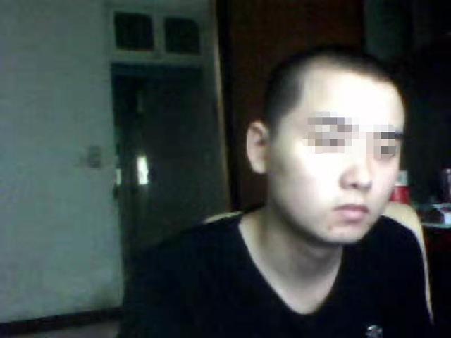 男子赌博出老千被揭穿，退还10多万元后持刀杀人，二审维持死刑，湖南高院：被害人无过错