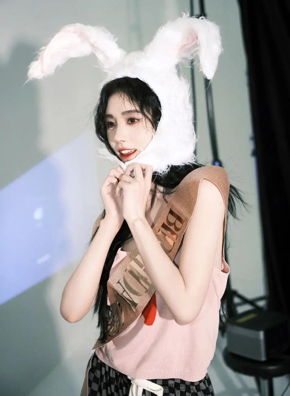 精美图集｜鞠婧祎造型大赏