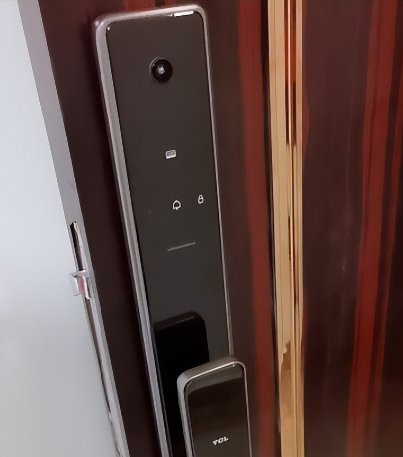 智能门锁怎么选择？家用高性价比选锁指南看这里