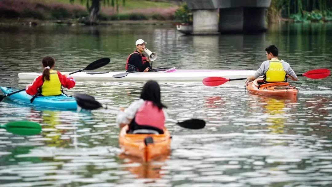 你，爱上浙大的理由是________