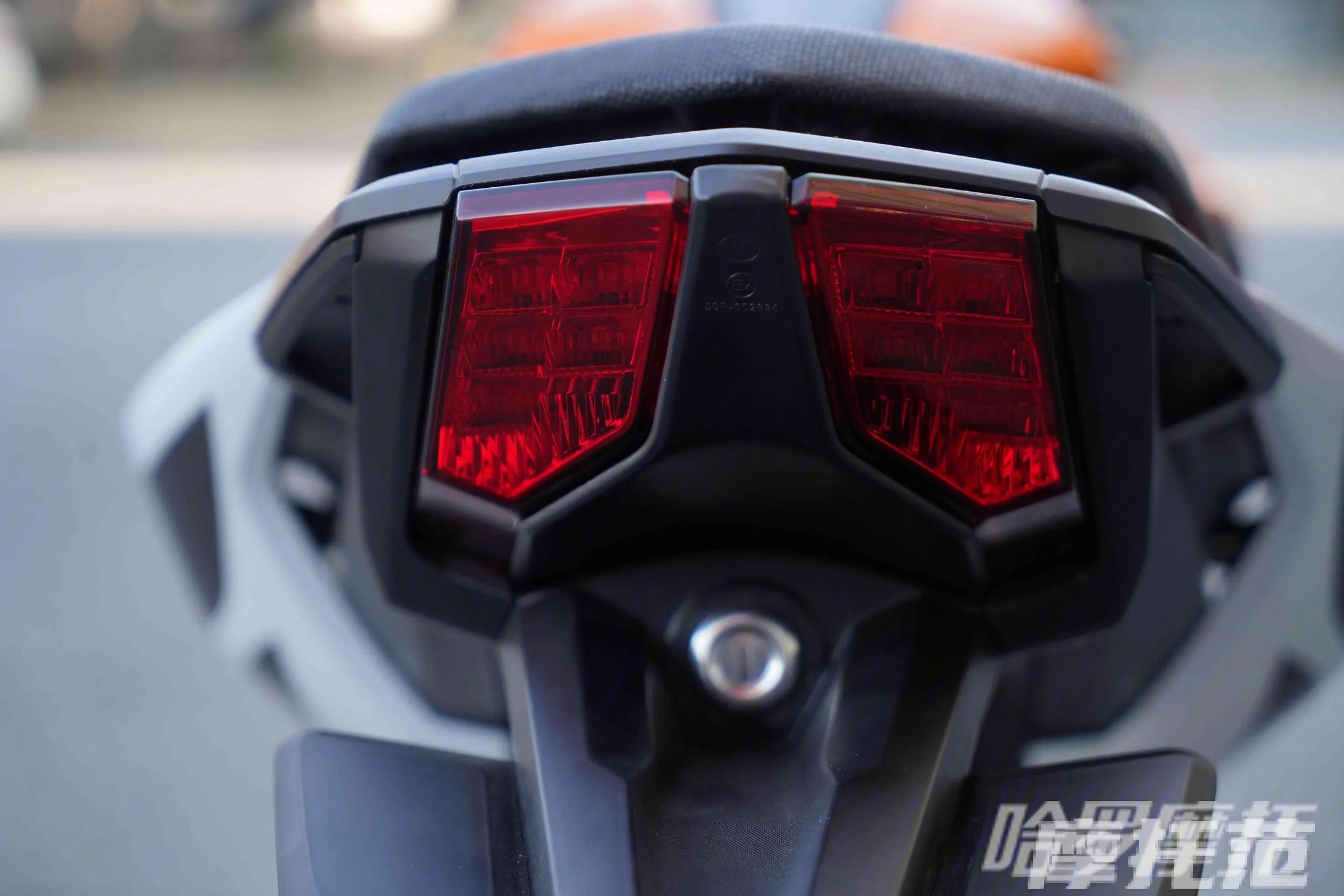 续航600km的五羊本田 CB190R 暴锋眼，真的很香！
