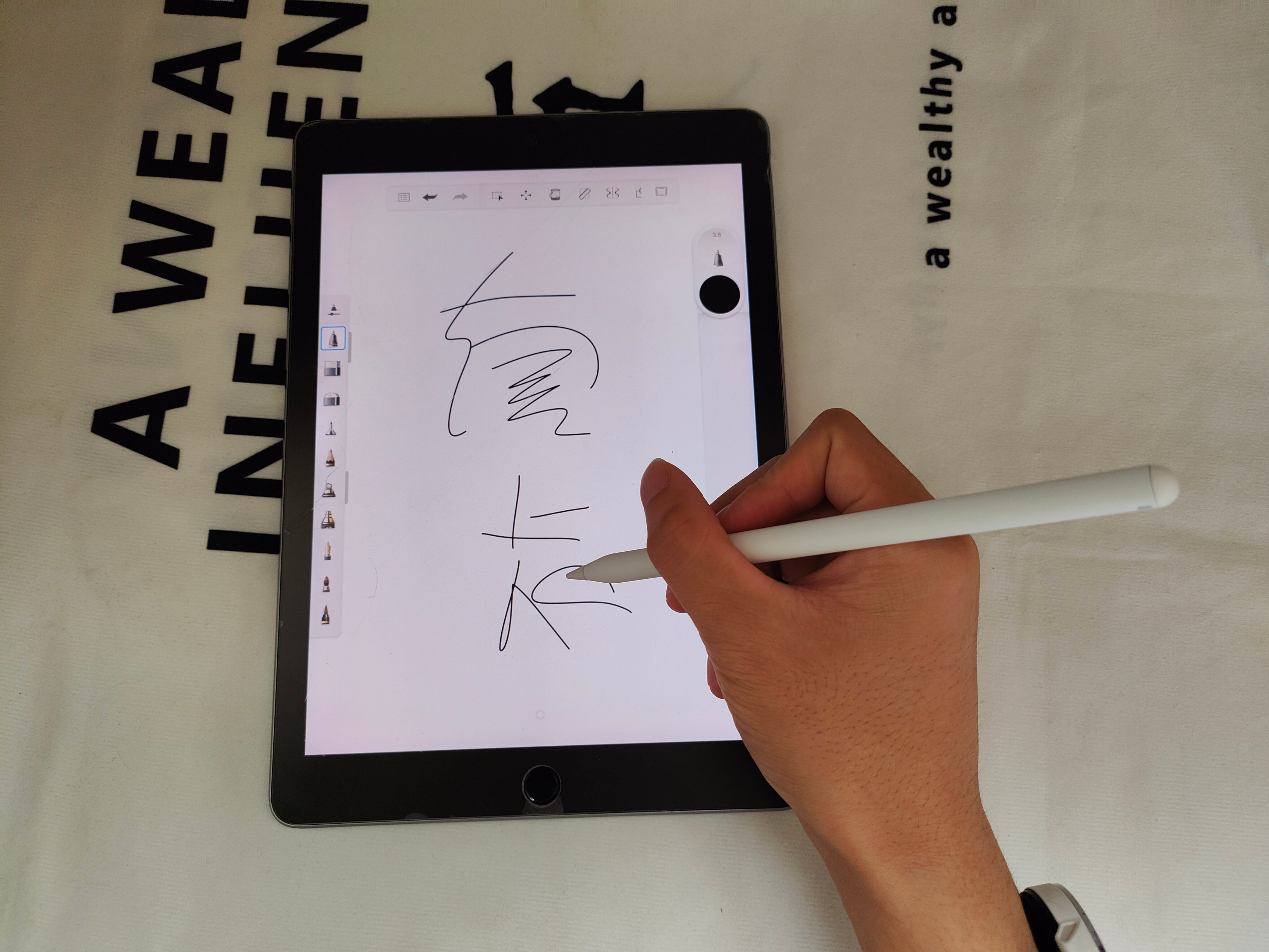 買(mǎi)iPad必須有一個(gè)好搭檔，南卡 Pencil體驗(yàn)