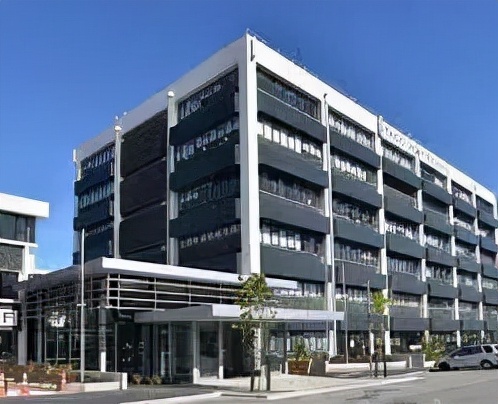 新西兰不仅牛羊肉便宜，居然最利于移民的留学项目，¥10万就能读