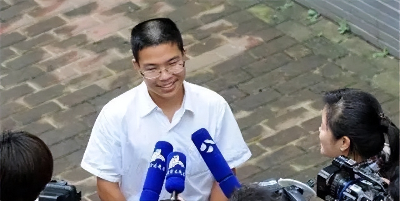 10年江苏考生写755字作文：30字阅卷老师不识，拒绝北大入学东大