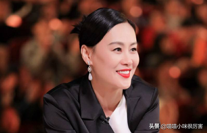 上海美女邬君梅：没孩子成丁克是遗憾，与继女亲密无间是模范继母