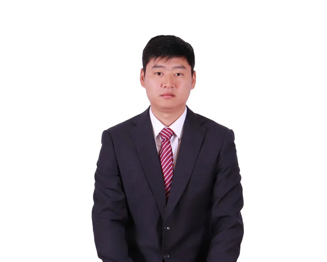 成都为明学霸背后的王炸教师！语文的诗意，手可摘星辰，剑指清北