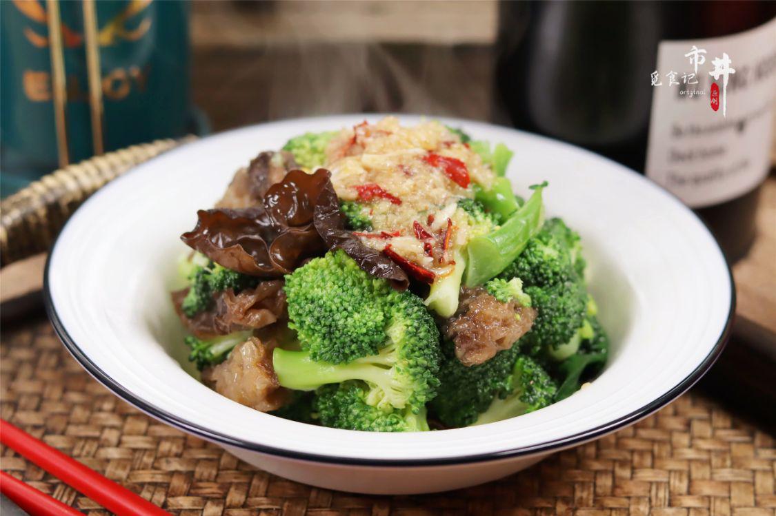 入夏了記得多補充維生素C，5種食物含量高，橙子排第3，了解一下
