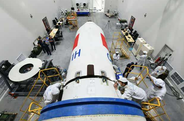 �й��׿�½��̽���������գ�ӡ���˷׷ױ�ʾ�����ǲ���˼��