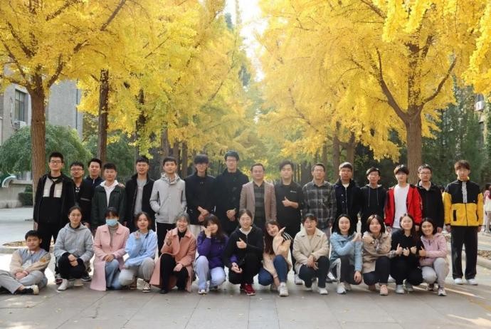 学霸扎堆！主动参军入伍，奖项拿到手软，北京“神仙班级”纷纷涌现！