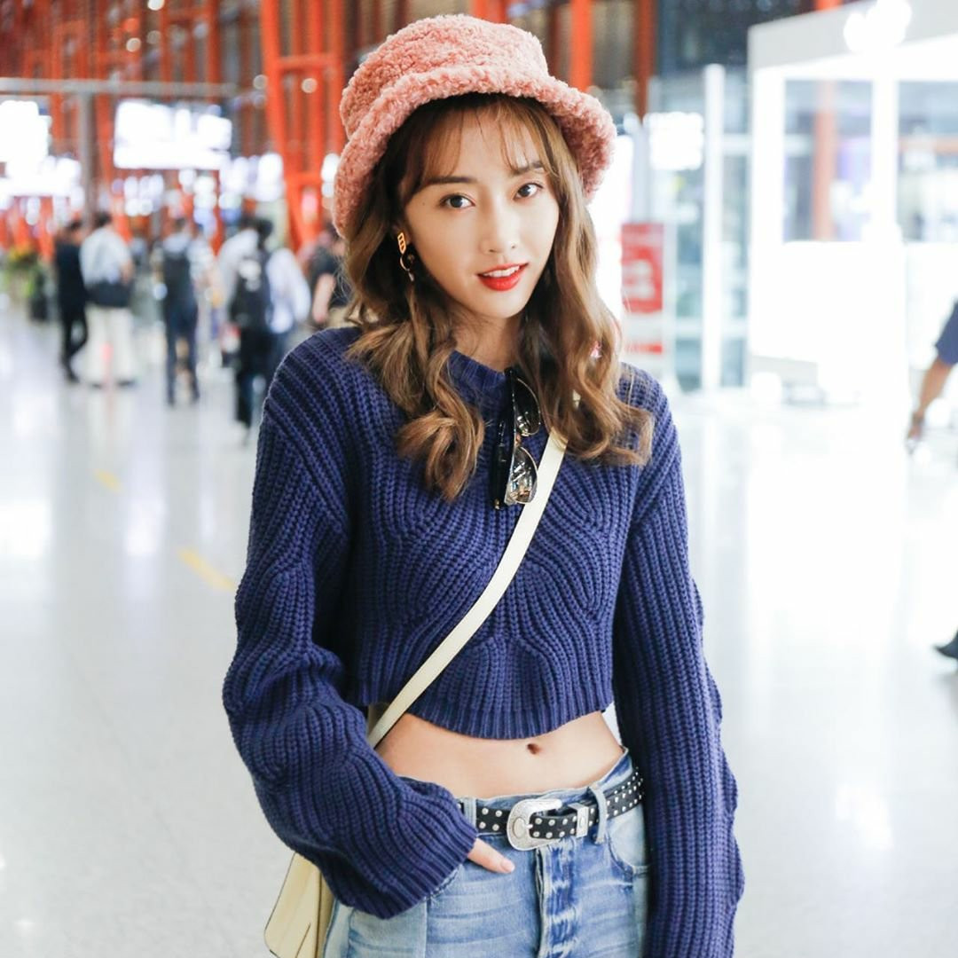 宣璐露脐装露出小俏皮，美腻！​​​