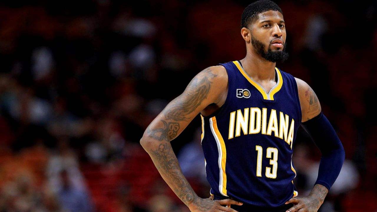 2013-2014赛季,格兰杰伤愈复出,但是表现一落千丈,场均只能拿到8.