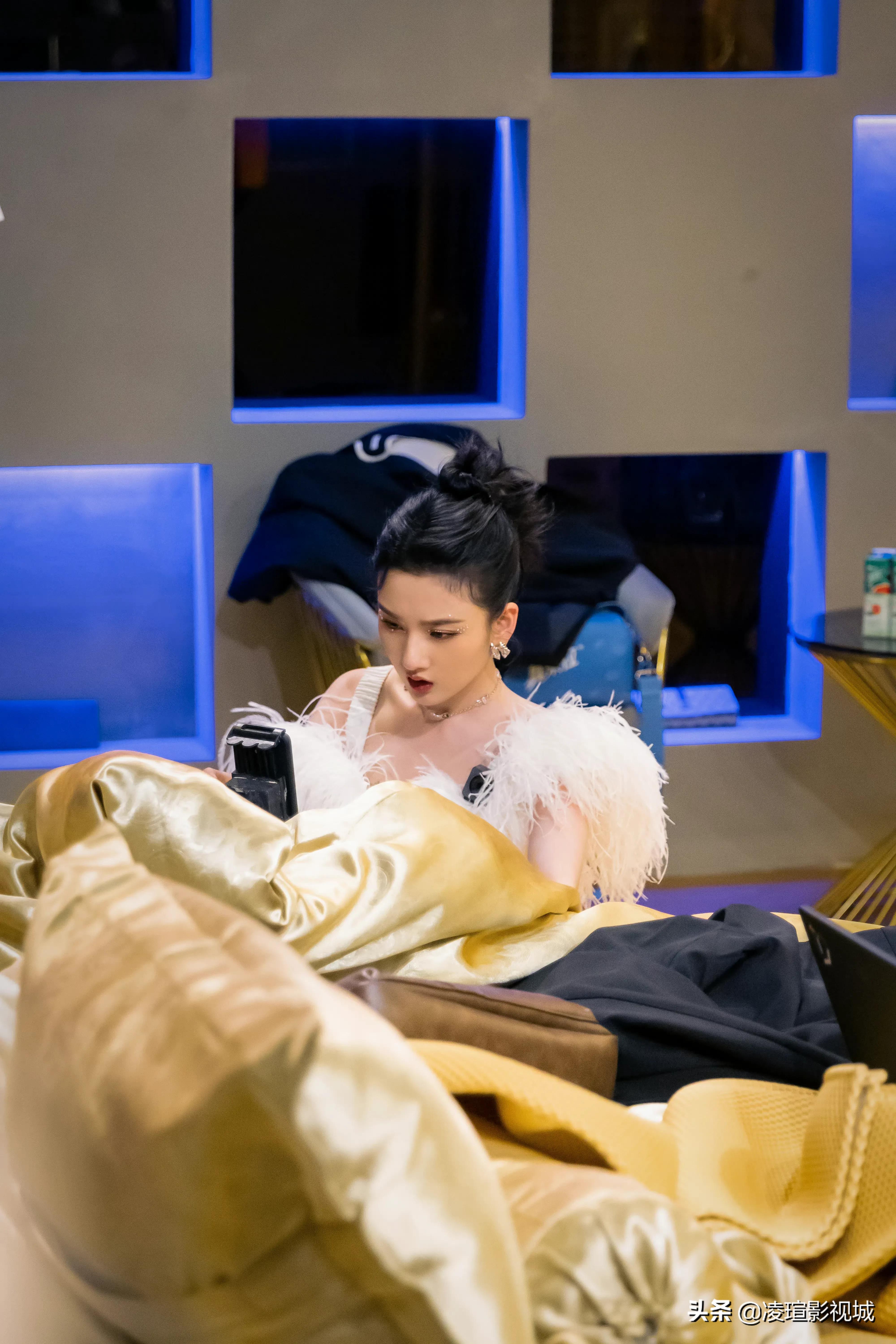 明星壁纸图片分享：宋祖儿（2）