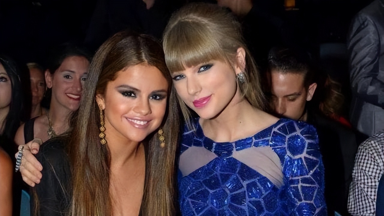 赛琳娜Tik Tok带货，好友泰勒·斯威夫特捧场