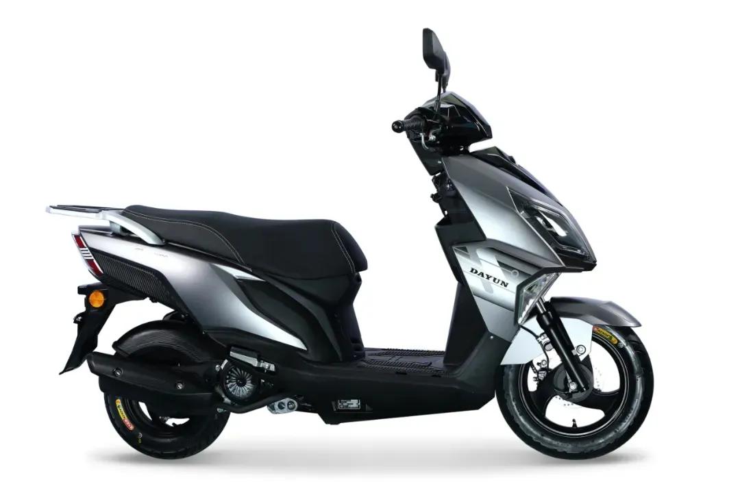 最便宜的"uy125"来了!售价6980,工况油耗1.9l