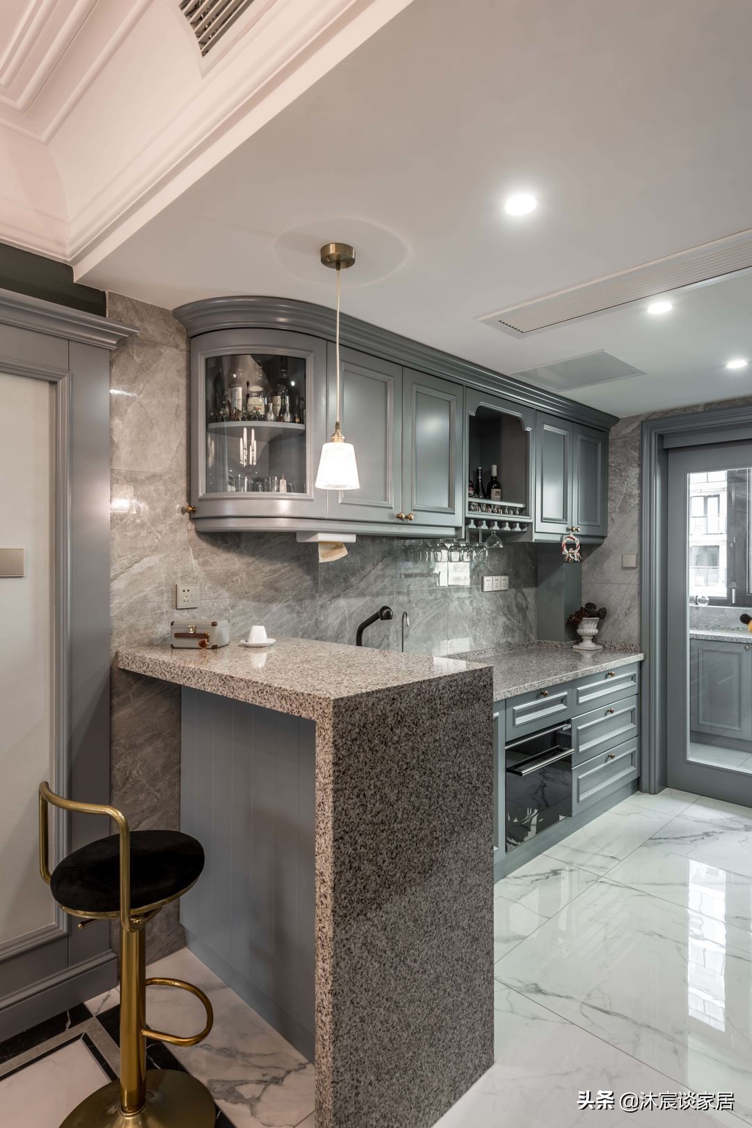 她不要“网红”风格，新家装成经典美式风，随处可见的优雅与浪漫