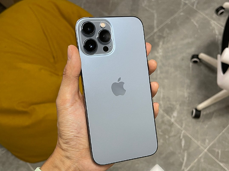 2022年换手机首选这3款，系统速度快价格很良心，能再用三、四年