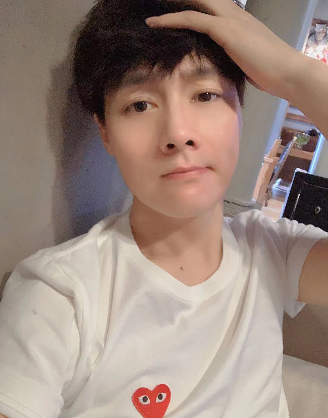 回顾2021年十二位离世的名人，每一位都让人难以割舍