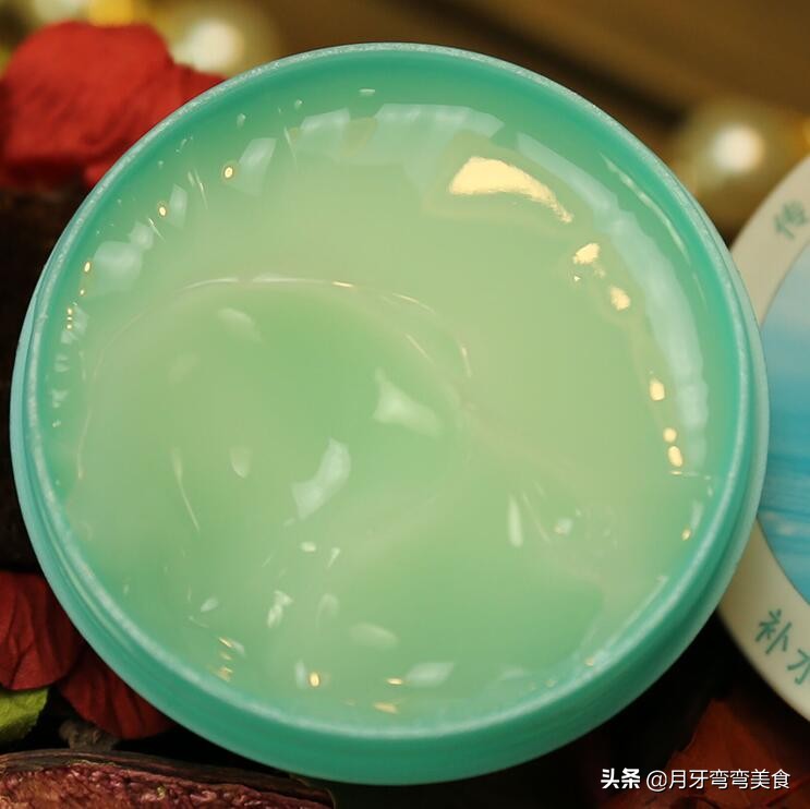 护肤品不一定越贵越好！这4款老牌国货，补水又嫩肤，值得你一试