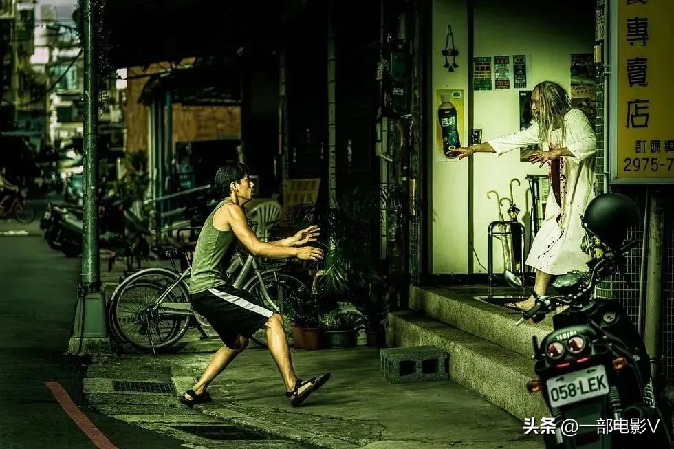 《哭悲》能看了，重口加湿咸，就是有点烂