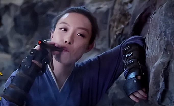 明明是美女，但为演戏都豁出去了！这10个女星的造型，个个辣眼睛