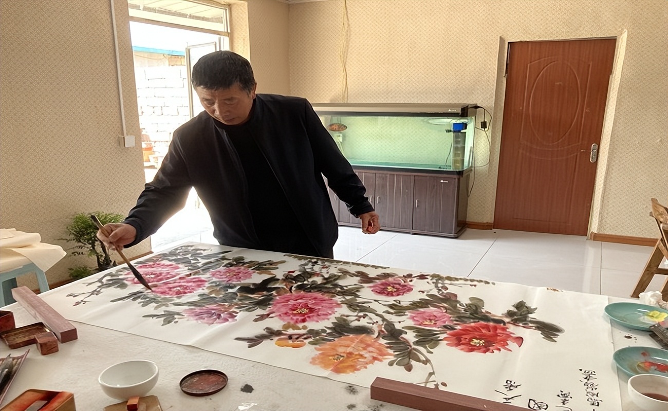 莒县：翰墨飘香庆双节 丹青流韵飘书香